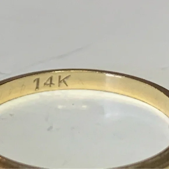 14K Gold Women's Ring Set. Stacker rings! - Picture 3 of 10
